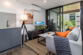 Executive and Modern 2-Bed in Canberra Central, Canberra